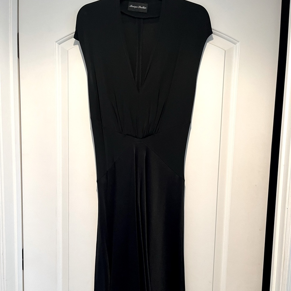 Monique Lhuillier jersey t-length dress black - sample size 2